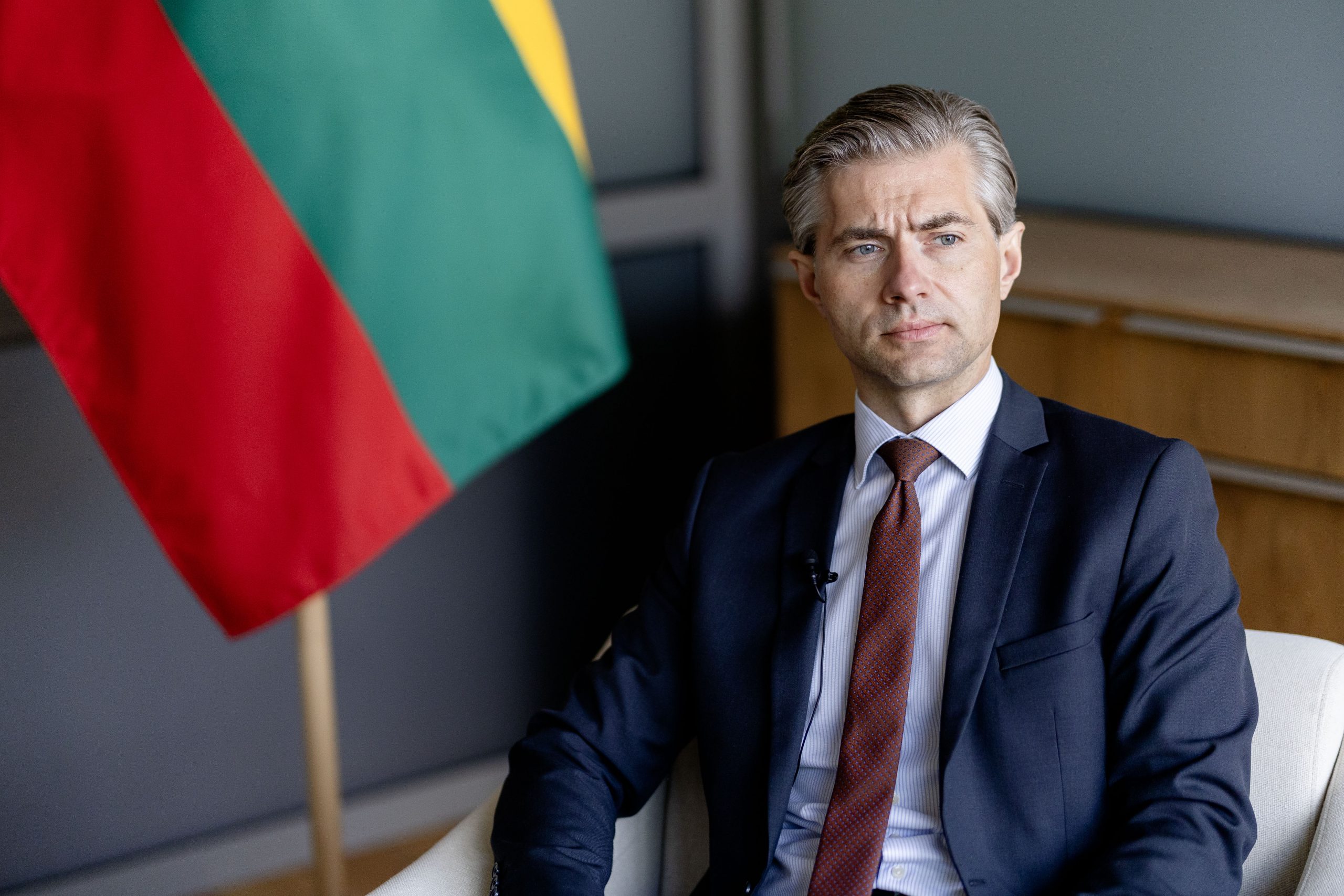 Глава МЗС Литви про поїздку до Києва: наш поїзд їхав через шквал ракет і дронів