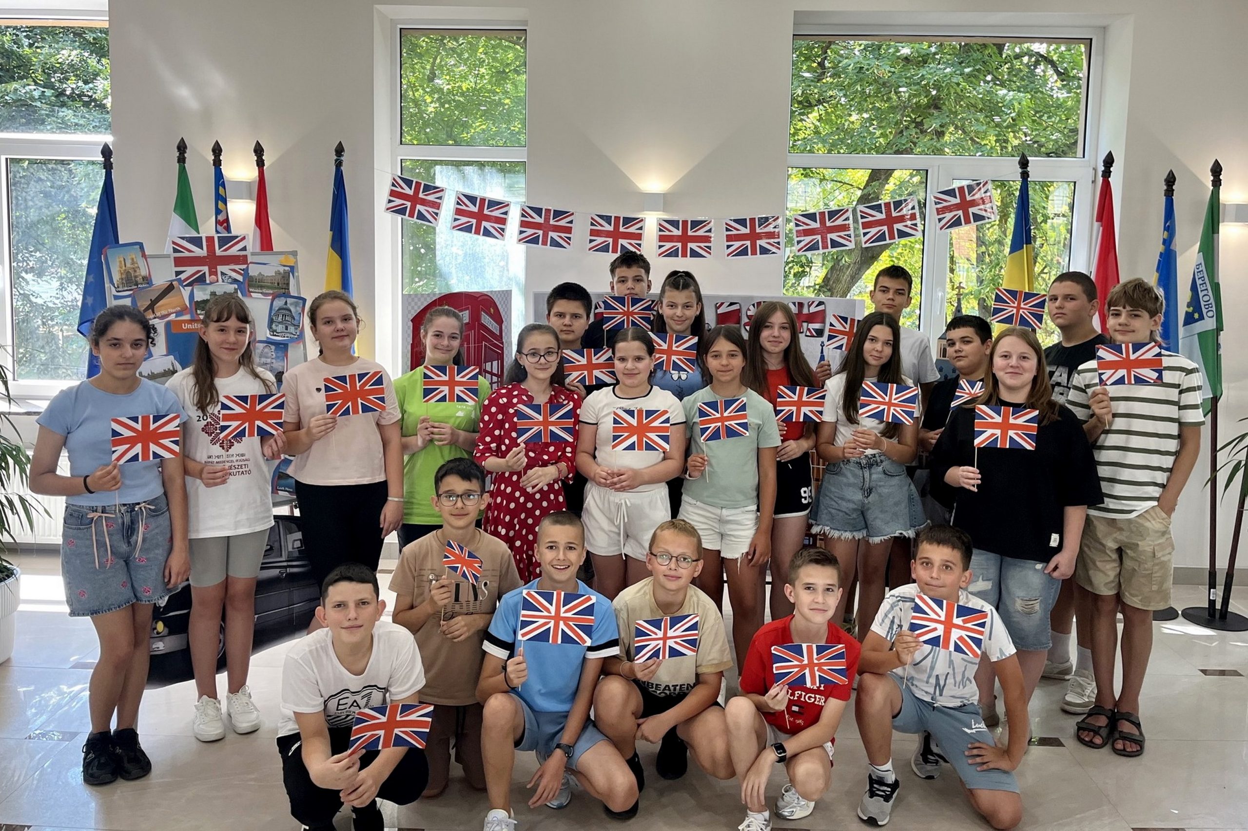 У Берегівському навчальному центрі МСС відбувся табір англійської мови