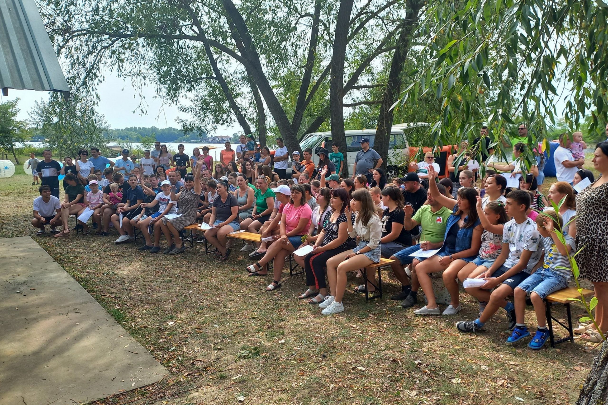 Спілка закарпатських угорських багатодітних сімей організувала спільні проводи літа