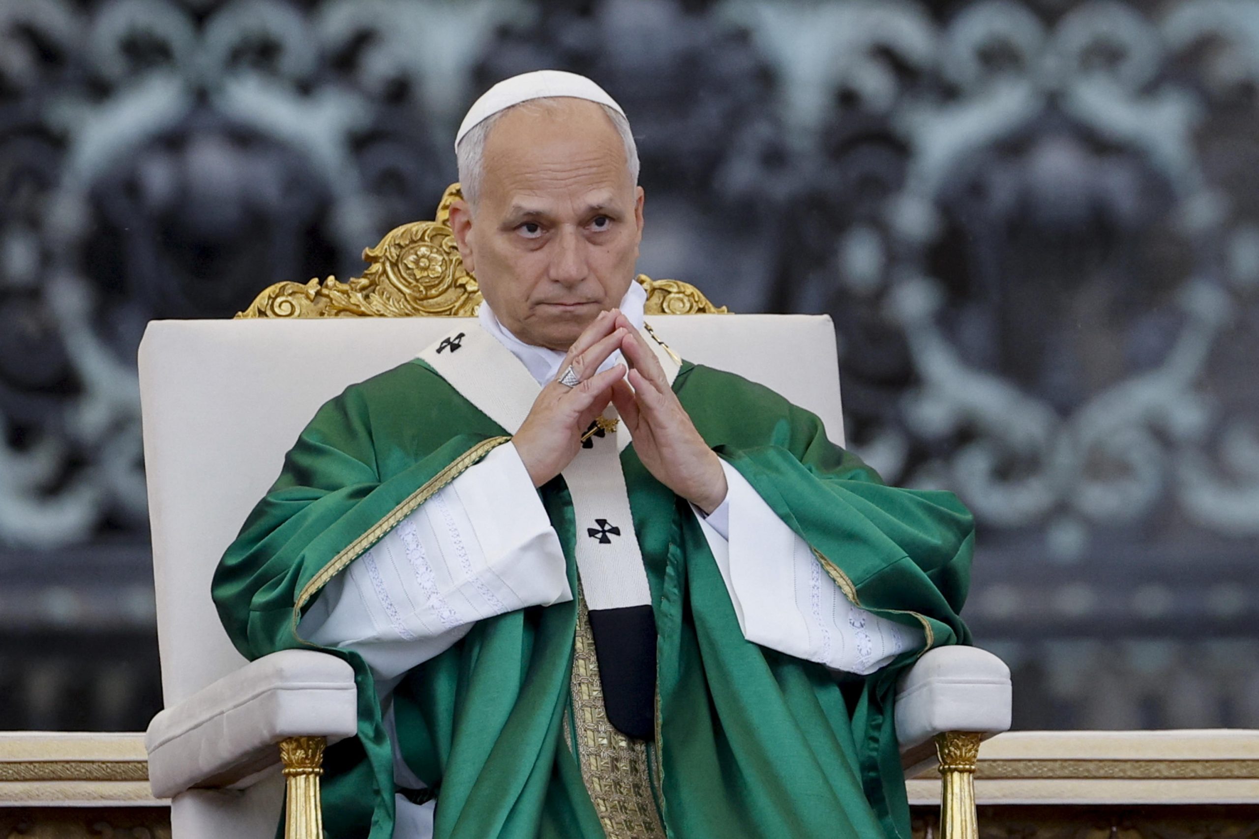 XIV. Leó pápa: a háborúnak át kell adnia helyét a békének