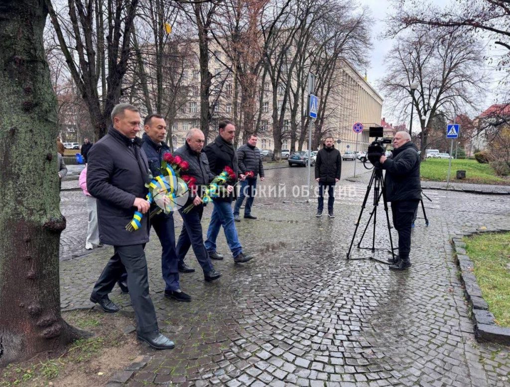 В Ужгороді вшанували День Гідності та Свободи