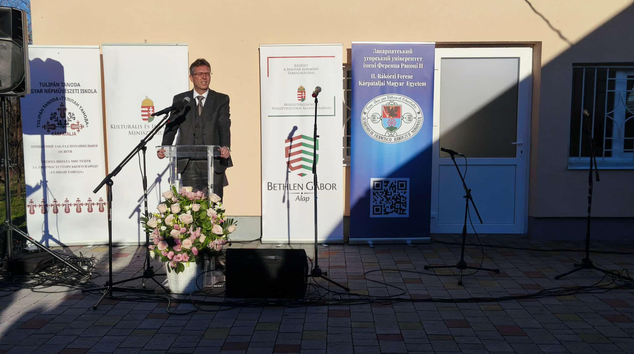 У Малих Геївцях урочисто відкрили Меморіальний дім музиканта Ласла Боді-Cipő та музичну студію