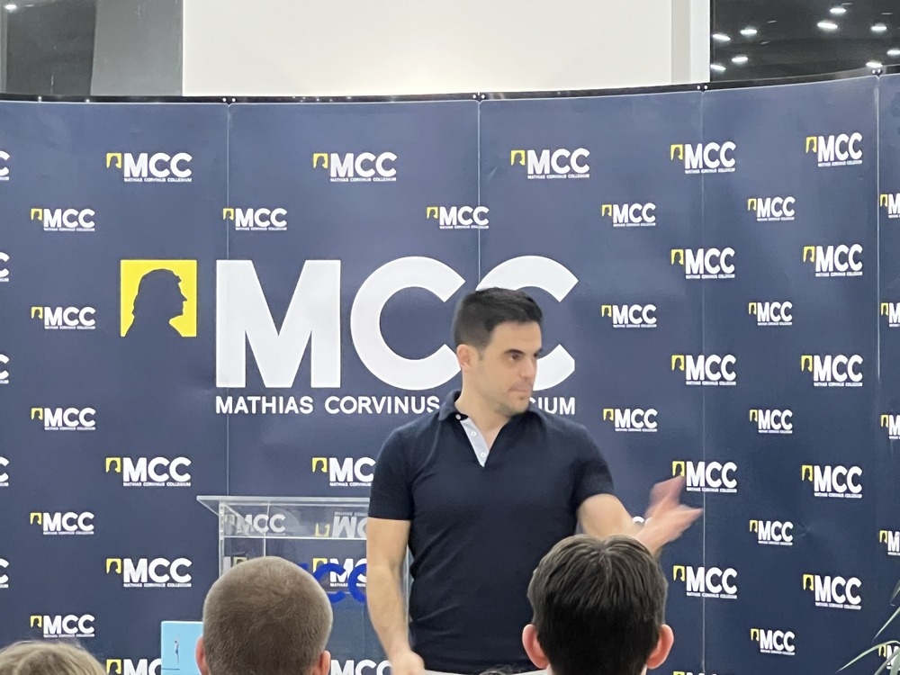 У Берегові відбулася лекція про психологію продуктивності