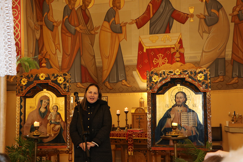 До пошкодженої греко-католицької церкви в Паладь-Комарівцях надійшла допомога з Угорщини