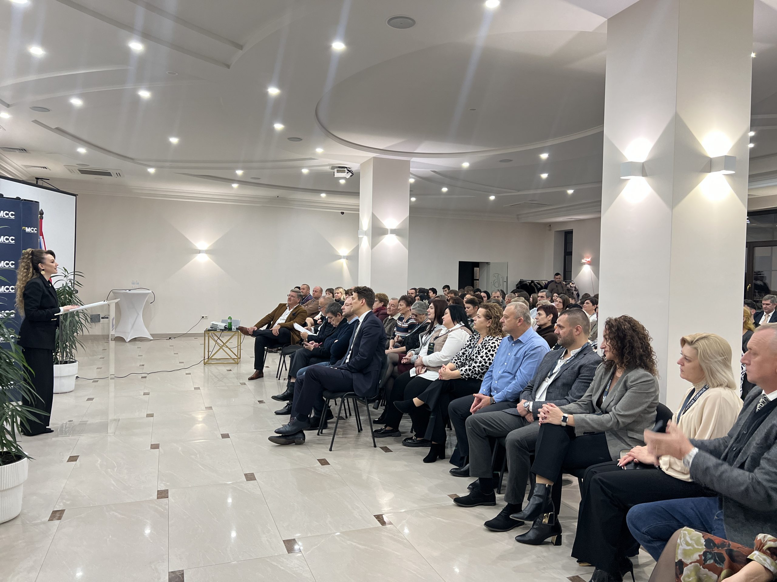 Szakmai megújulás és lelki támasz: ötödször rendezték meg a Kárpátaljai Pedagóguskonferenciát