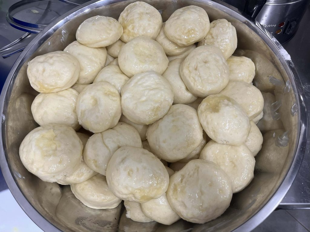 У Великій Доброні знову ожили традиції: готували, дегустували та святкували в межах проєкту «Смаки і традиції»