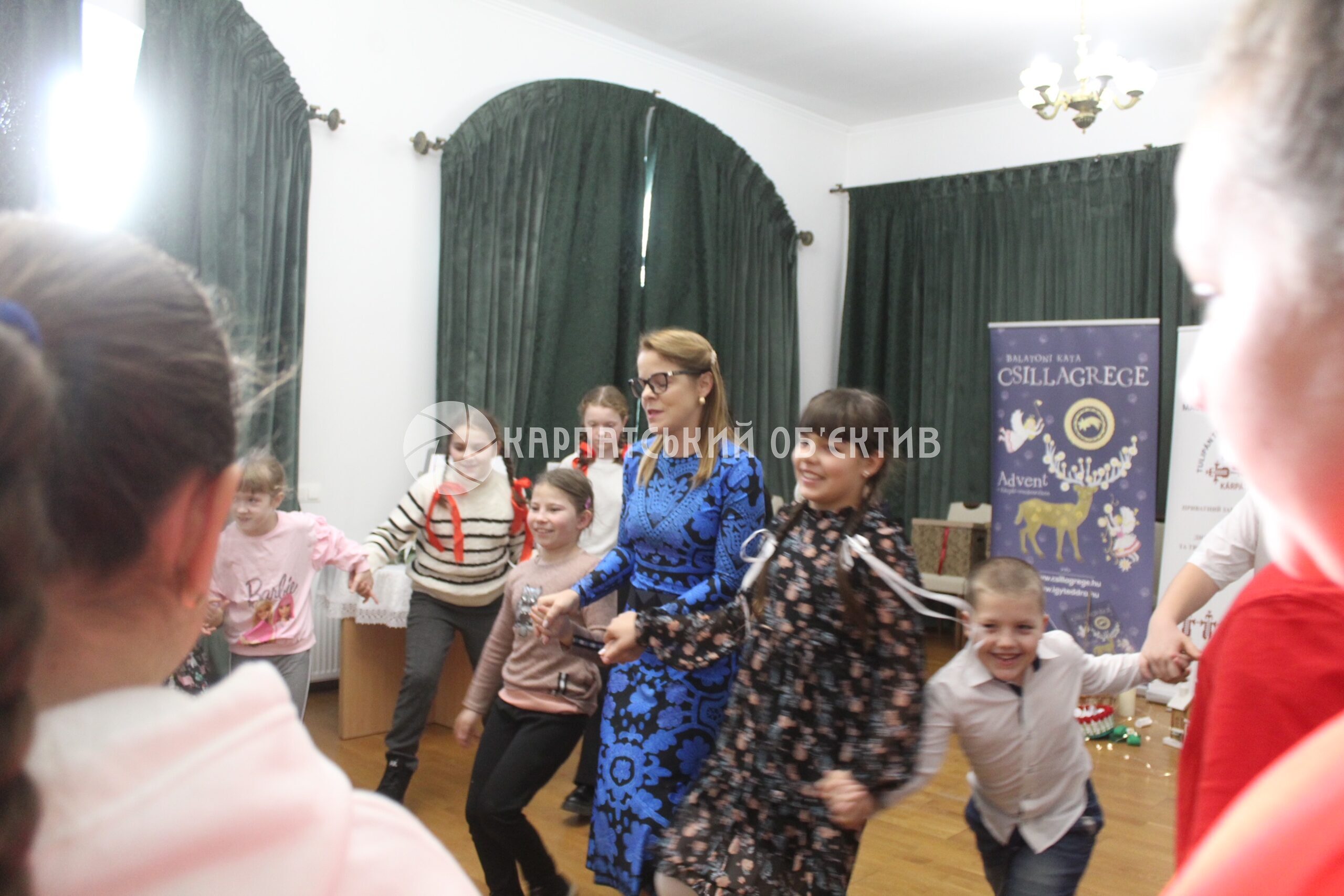 У Берегові провели мандрівку в чарівний світ різдвяної спадщини